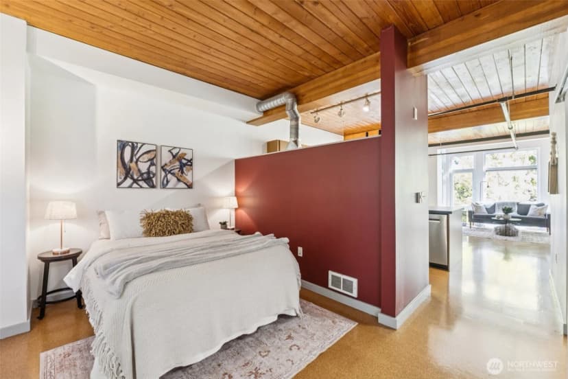 Property photo for 401 9th Avenue N #201, Seattle photo 9