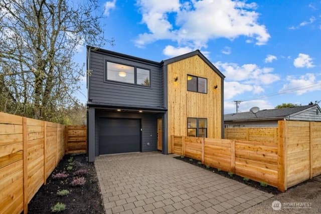 Property photo for 3215 22nd Avenue S, Seattle
