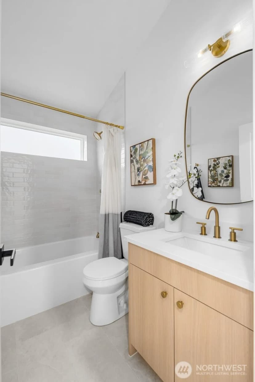 Property photo for 3215 22nd Avenue S, Seattle photo 22