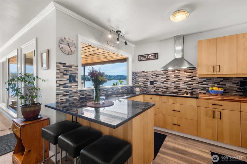 Property photo for 8829 Sw Quartermaster Drive, Vashon photo 7