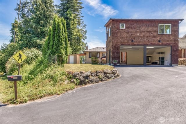 Property photo for 8829 Sw Quartermaster Drive, Vashon photo 4