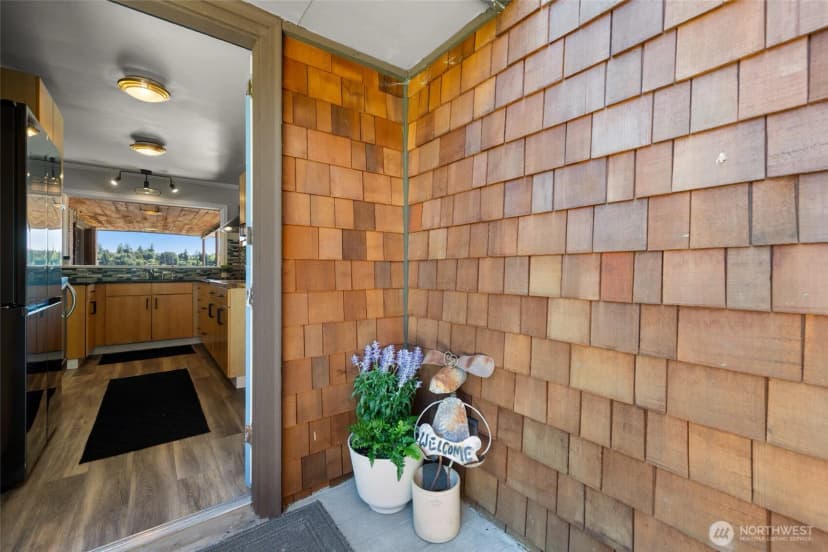 Property photo for 8829 Sw Quartermaster Drive, Vashon photo 6