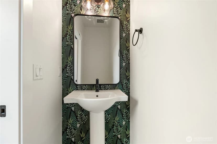Property photo for 4245 Melrose Lane, Bellingham photo 16