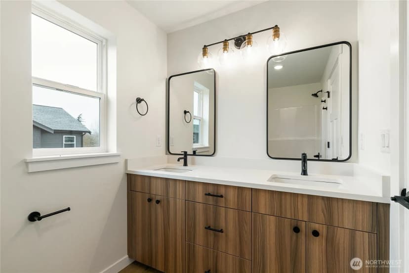 Property photo for 4245 Melrose Lane, Bellingham photo 25