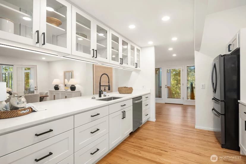 Property photo for 21221 Se 13th Place, Sammamish photo 10