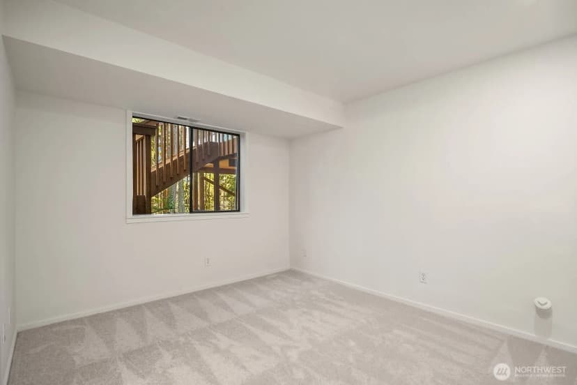 Property photo for 21221 Se 13th Place, Sammamish photo 34
