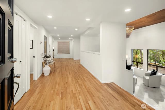 Property photo for 21221 Se 13th Place, Sammamish photo 4