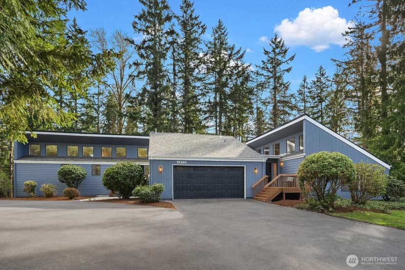 Property photo for 21221 Se 13th Place, Sammamish photo 2