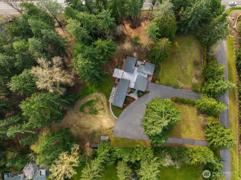 Property photo for 21221 Se 13th Place, Sammamish photo 36