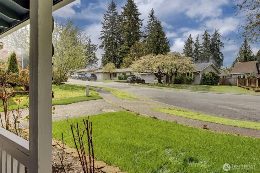 Property photo for 10624 171st Avenue Ne, Redmond photo 33