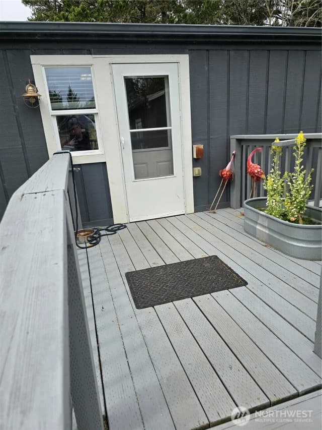 Property photo for 32211 N Place, Ocean Park photo 4