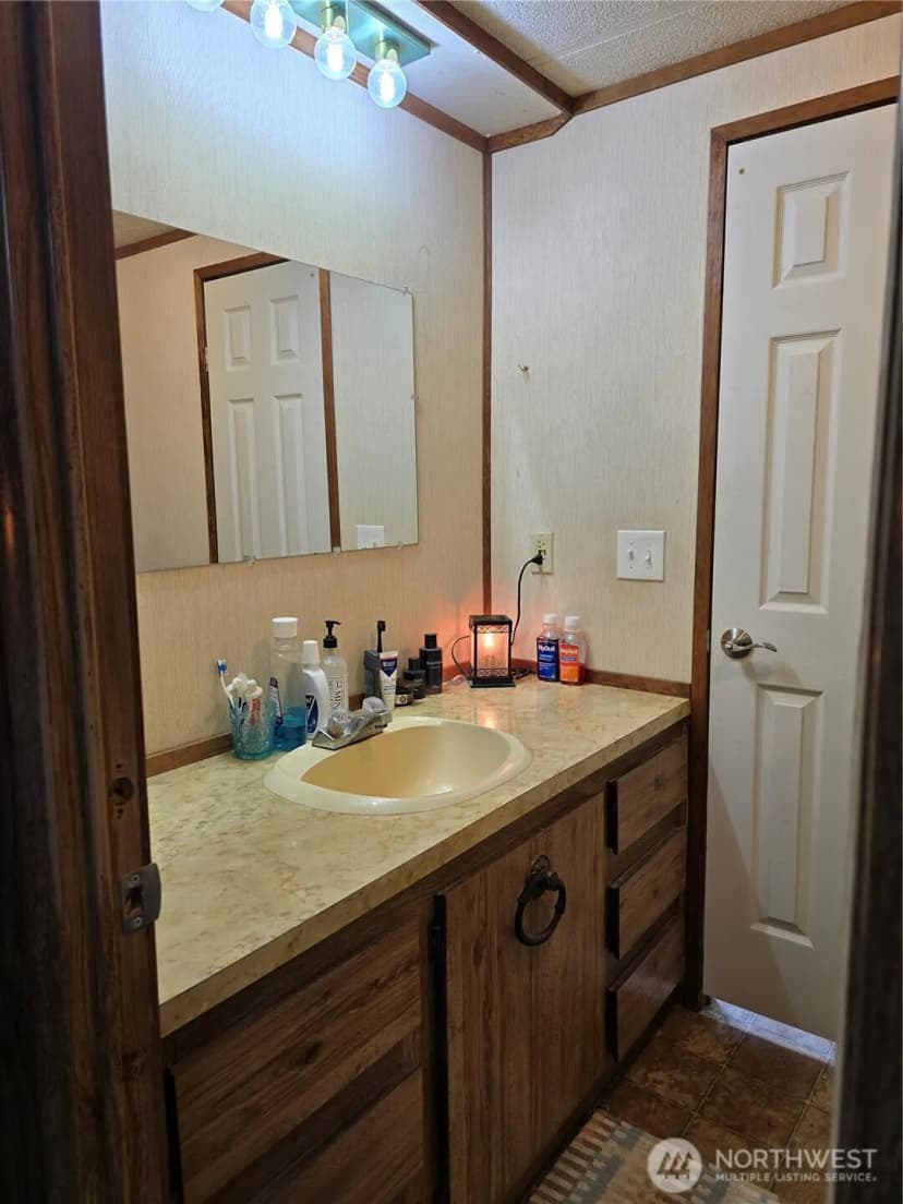 Property photo for 32211 N Place, Ocean Park photo 25