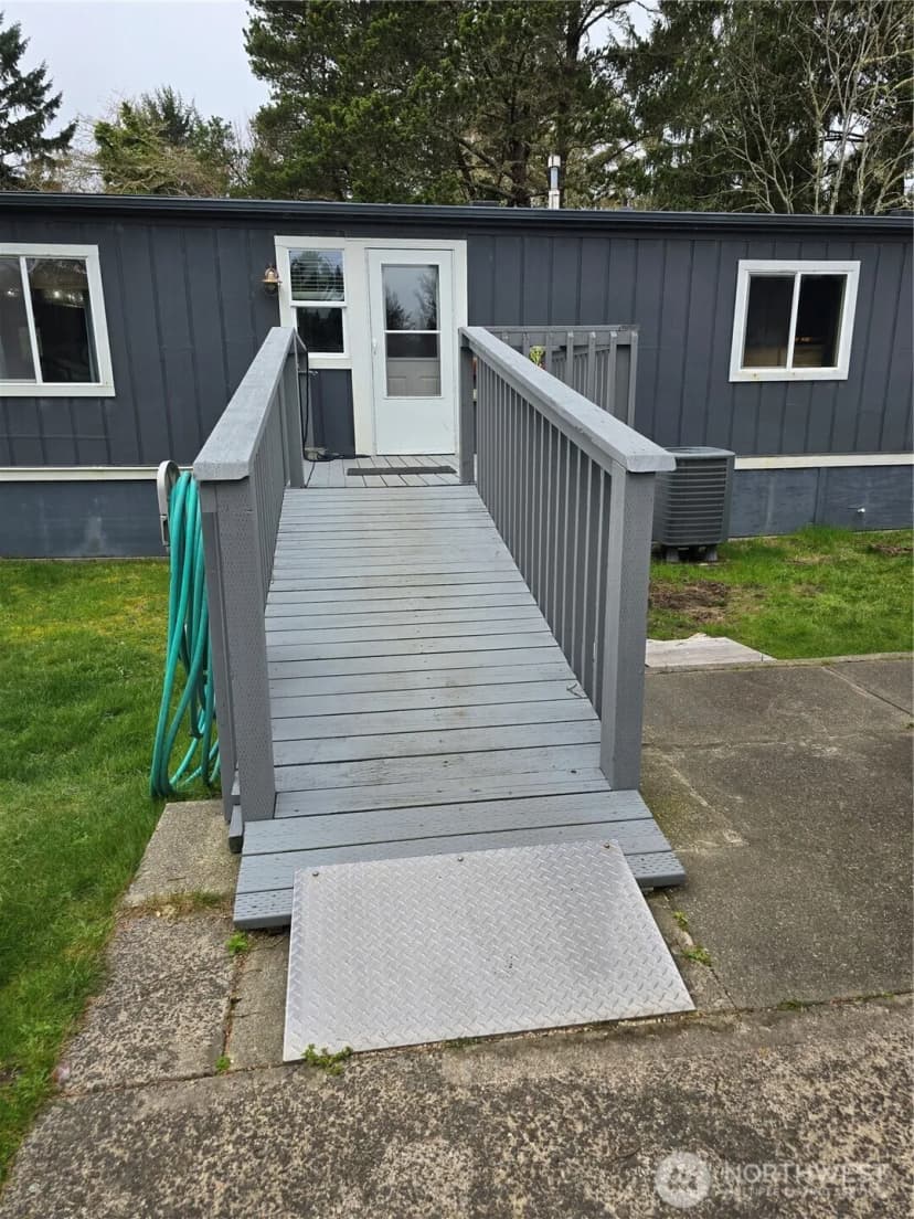 Property photo for 32211 N Place, Ocean Park photo 7