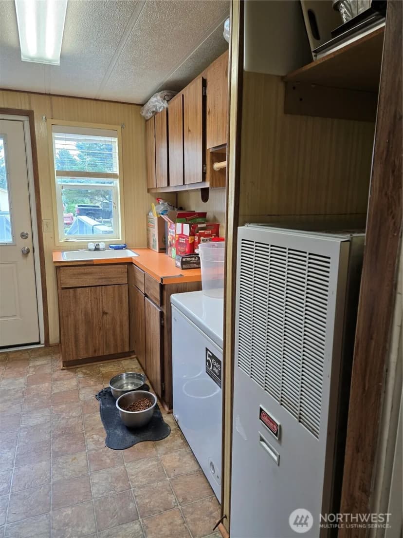 Property photo for 32211 N Place, Ocean Park photo 23