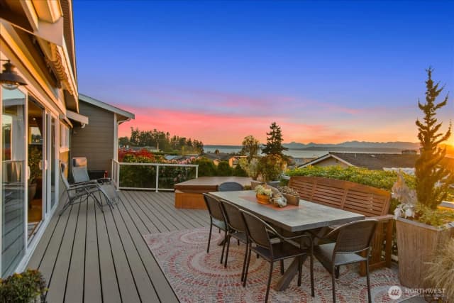 Property photo for 831 Northstream Lane, Edmonds photo 5