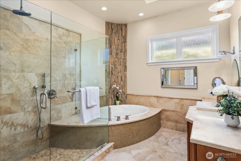 Property photo for 831 Northstream Lane, Edmonds photo 22