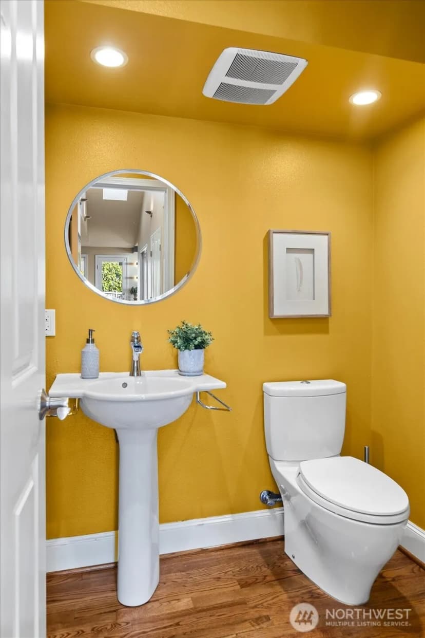 Property photo for 831 Northstream Lane, Edmonds photo 30