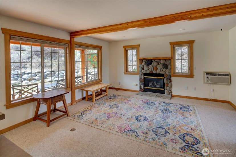 Property photo for 307 2 Cascadian Lane #32, Winthrop photo 17
