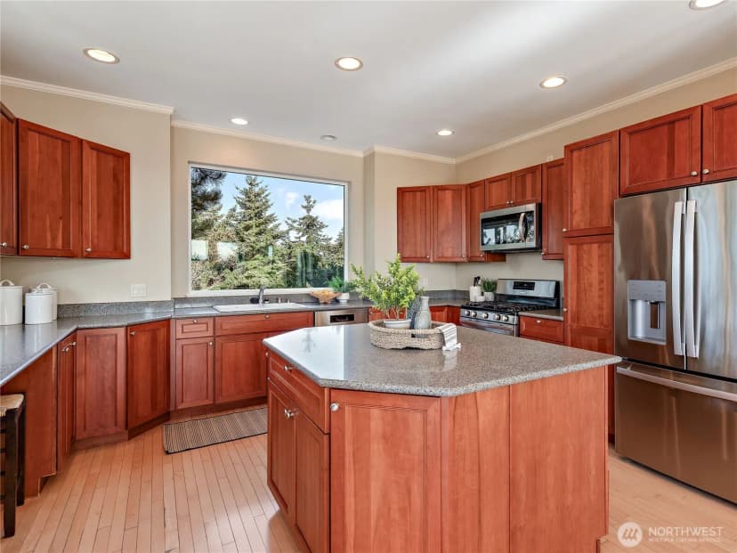 Property photo for 1805 Willow Street, Port Townsend photo 8