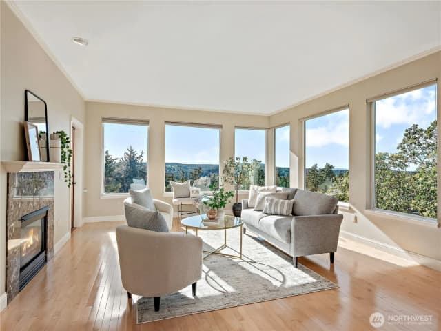 Property photo for 1805 Willow Street, Port Townsend photo 3
