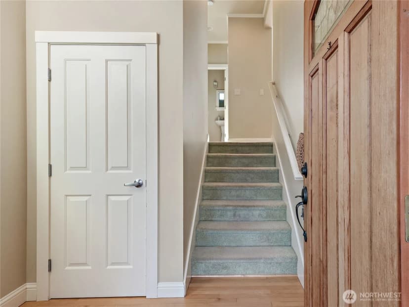 Property photo for 1805 Willow Street, Port Townsend photo 2