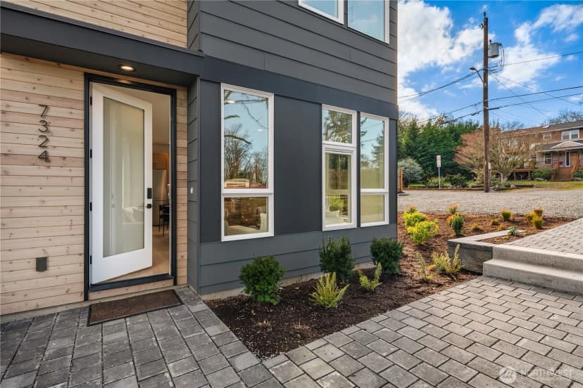 Property photo for 7324 7th Place Sw #b, Seattle photo 20
