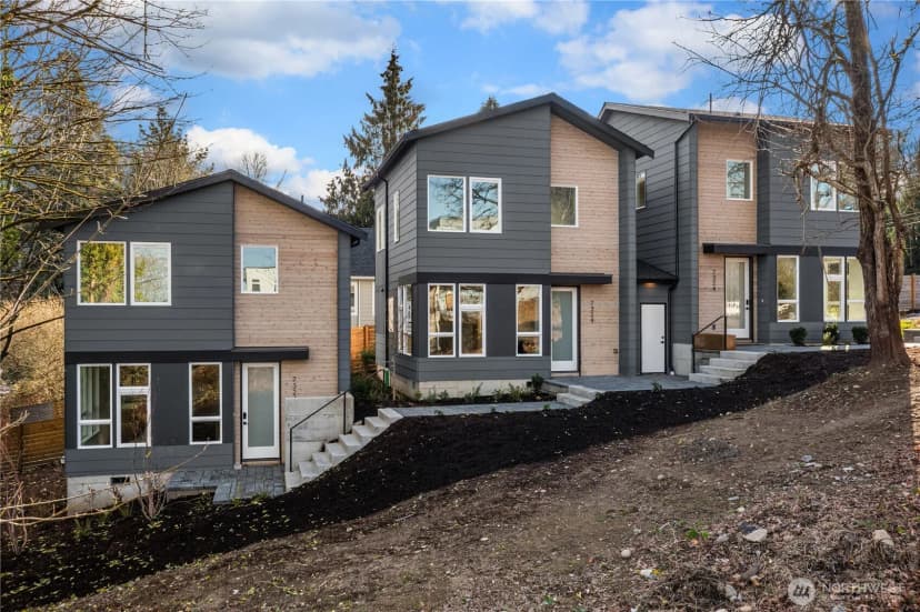 Property photo for 7324 7th Place Sw #b, Seattle photo 21