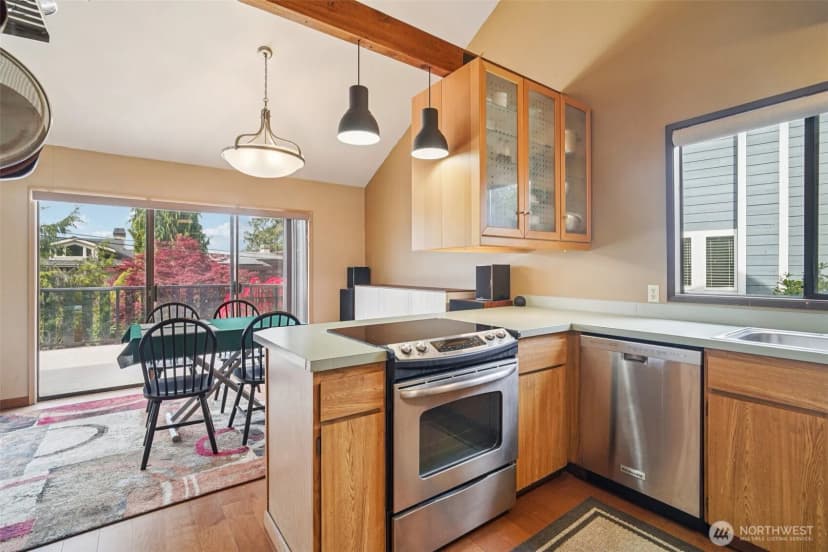 Property photo for 18805 Se 42nd Street, Issaquah photo 9