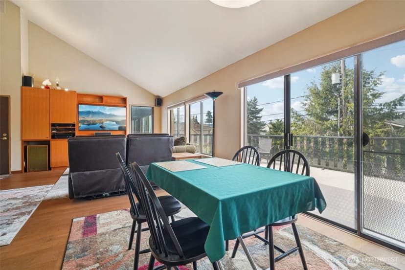 Property photo for 18805 Se 42nd Street, Issaquah photo 7
