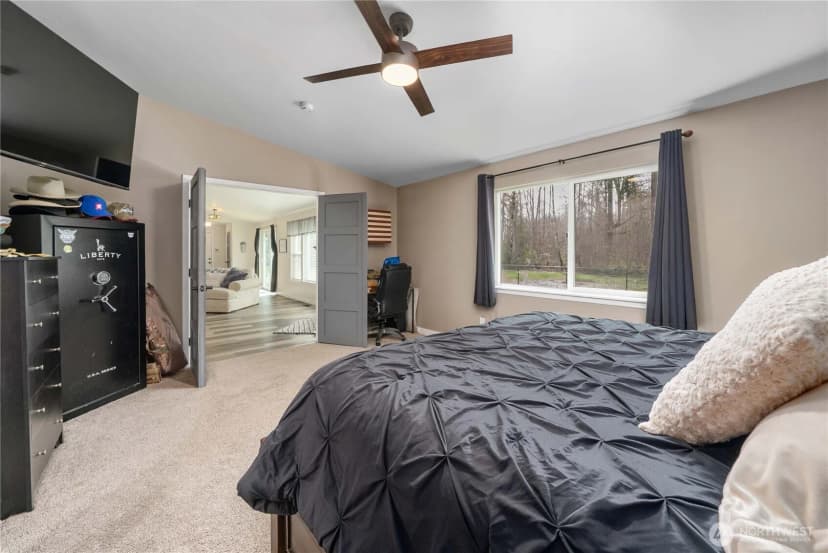 Property photo for 30714 118th Avenue E, Graham photo 16
