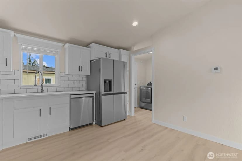 Property photo for 31108 3rd Avenue #301, Black Diamond photo 12