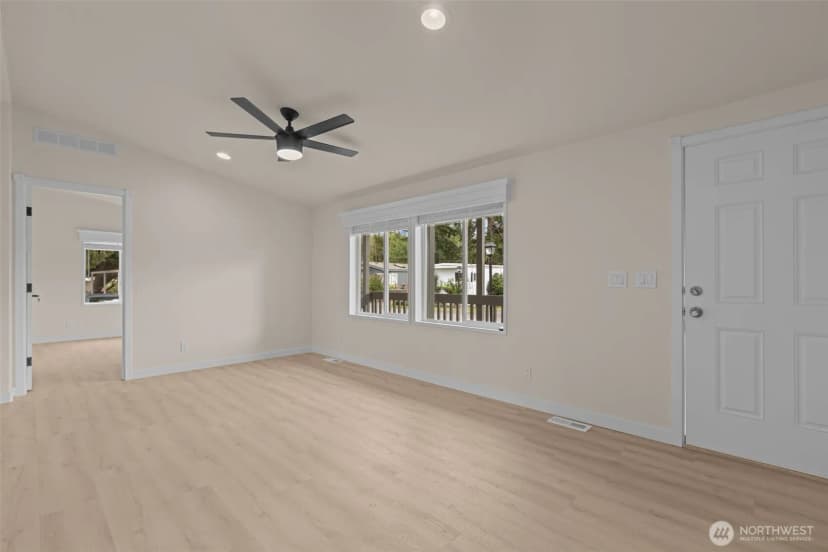 Property photo for 31108 3rd Avenue #301, Black Diamond photo 7