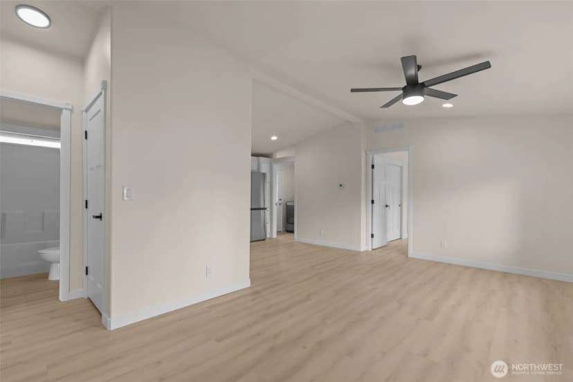 Property photo for 31108 3rd Avenue #301, Black Diamond photo 5