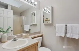 Property photo for 12323 Ne 97th Street #q, Kirkland photo 15