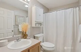 Property photo for 12323 Ne 97th Street #q, Kirkland photo 16