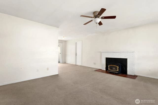 Property photo for 21222 33rd Ave S, Sea Tac photo 2