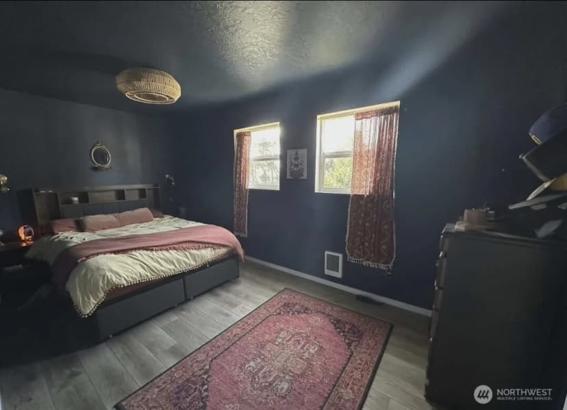 Property photo for 1911 Ocean Beach Boulevard S, Long Beach photo 9