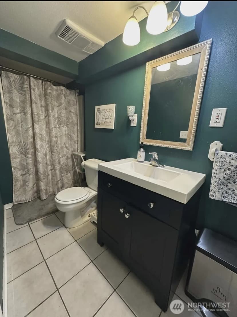 Property photo for 1911 Ocean Beach Boulevard S, Long Beach photo 20