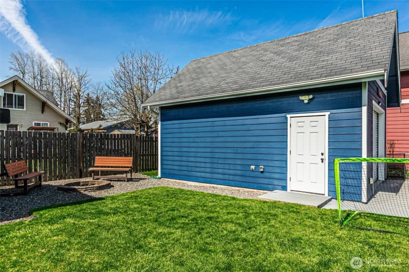 Property photo for 411 Corrin Avenue Se, Orting photo 27