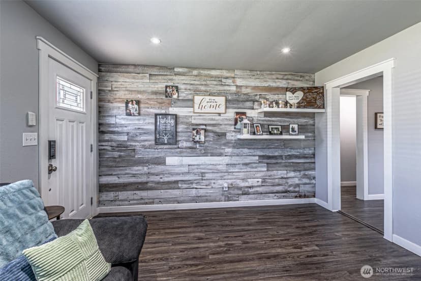Property photo for 411 Corrin Avenue Se, Orting photo 6
