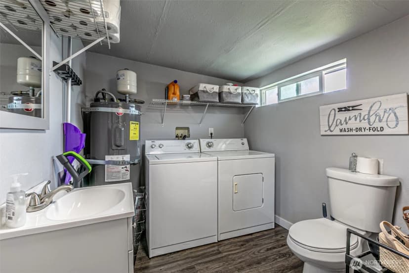 Property photo for 411 Corrin Avenue Se, Orting photo 22