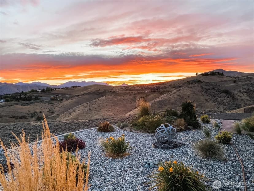 Property photo for 125 E Mountain Brook Lane, Wenatchee photo 39