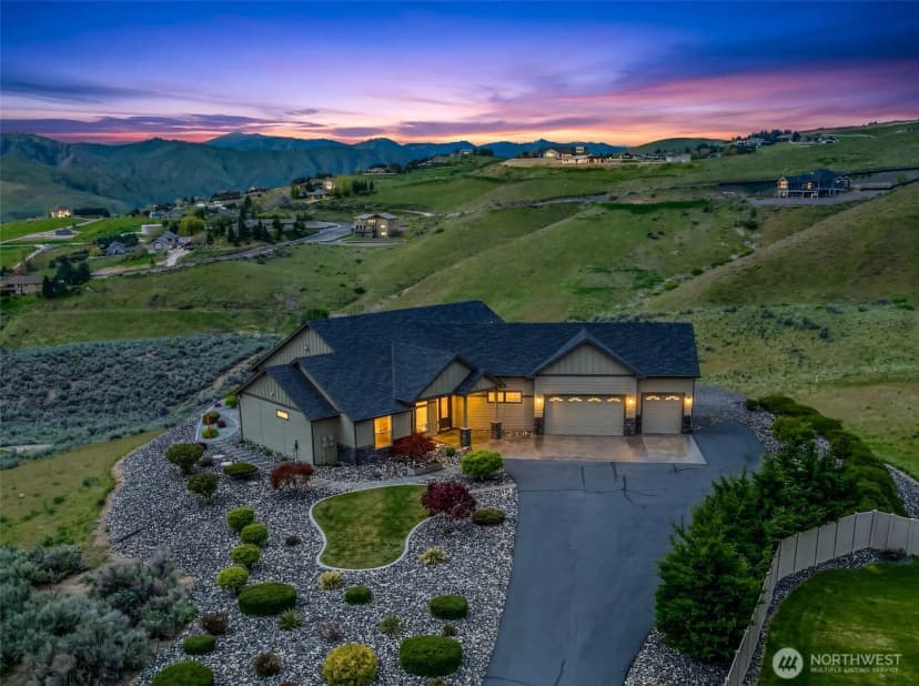 Property photo for 125 E Mountain Brook Lane, Wenatchee