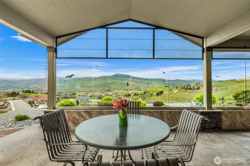 Property photo for 125 E Mountain Brook Lane, Wenatchee photo 11
