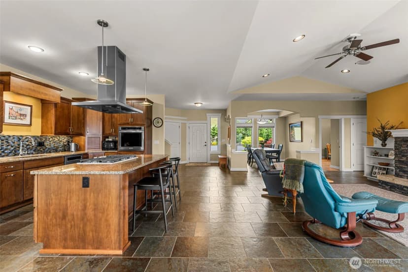 Property photo for 125 E Mountain Brook Lane, Wenatchee photo 23