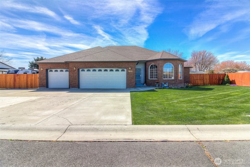 Property photo for 7512 Olmstead Court, Yakima