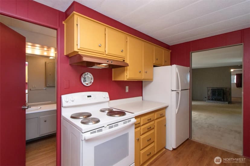 Property photo for 90 Baywood Village Road #8, Sequim photo 3