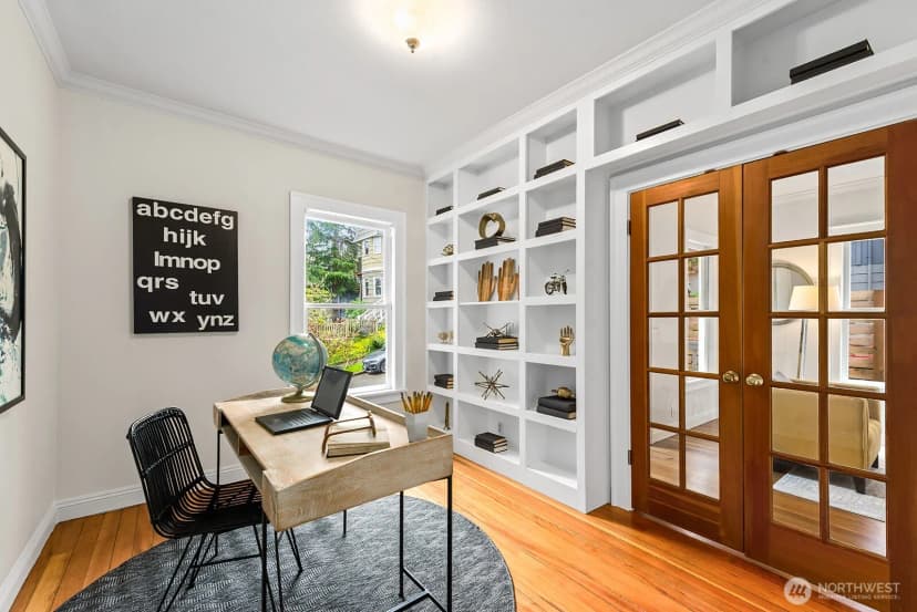 Property photo for 2620 E Roy Street, Seattle photo 15