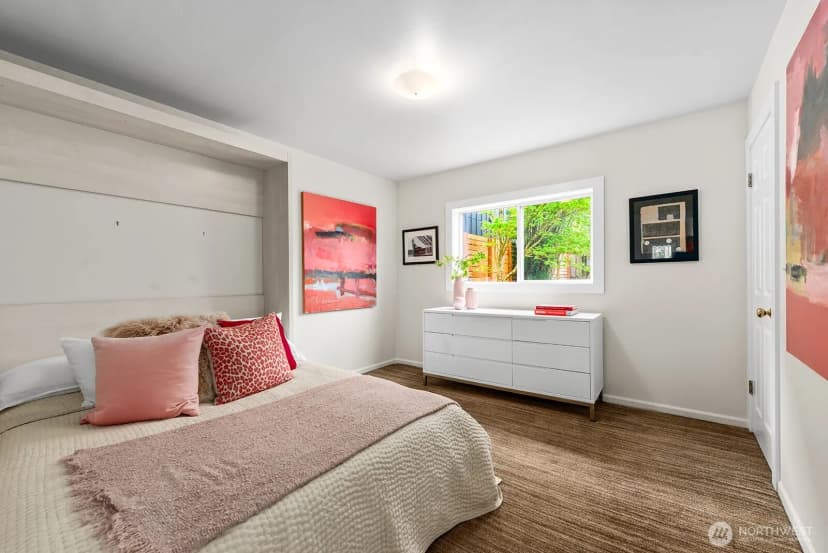 Property photo for 2620 E Roy Street, Seattle photo 14