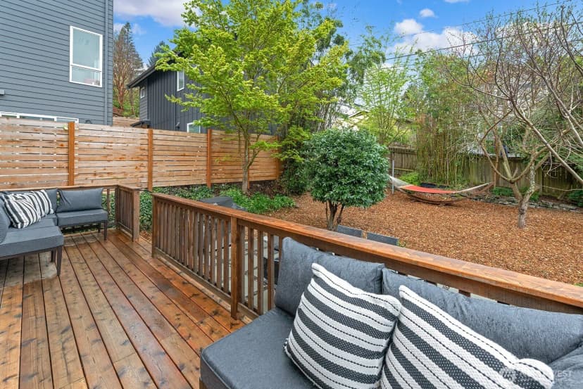Property photo for 2620 E Roy Street, Seattle photo 26